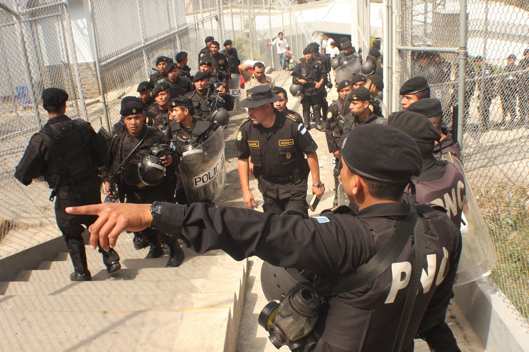 2048px-PNC_Guatemala