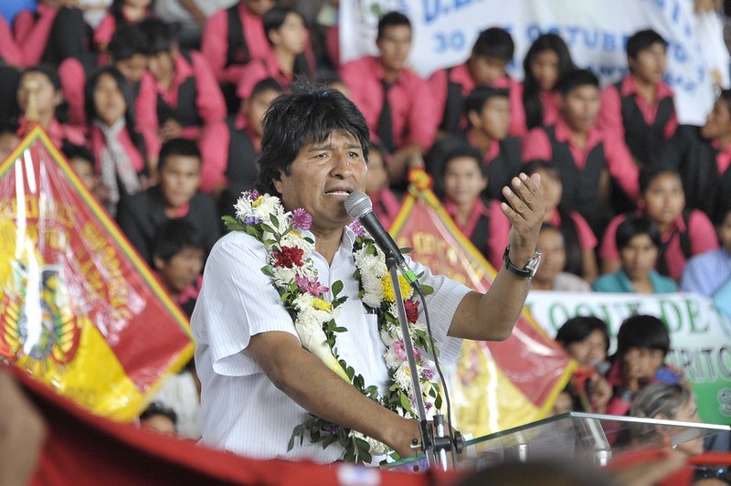 Bolivian President Evo Morales speaking to students in Guarnes, Santa Cruz.